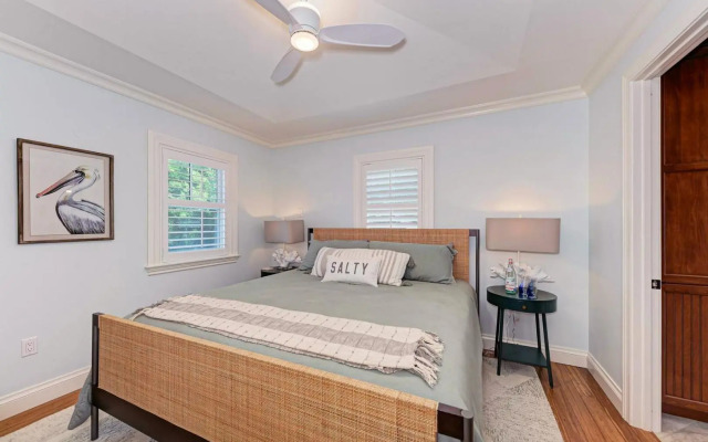 Banyan Beach - 104 Beach Ave