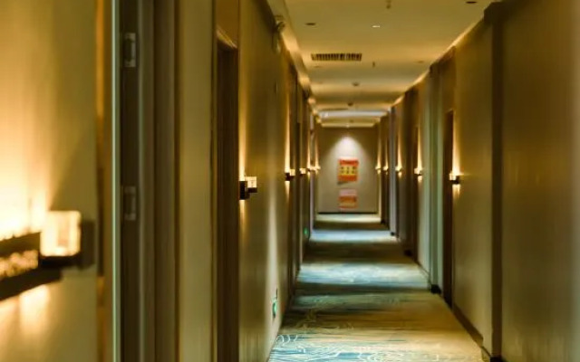 Xincheng Business Hotel