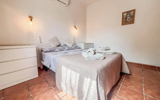 Cd-1383 Three Bedroom Villa With Pool