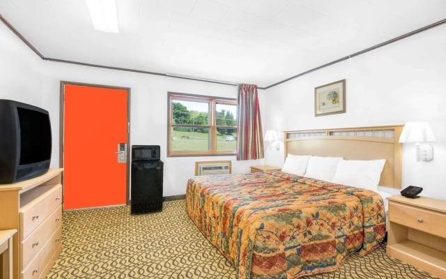 Knights Inn Pine Grove