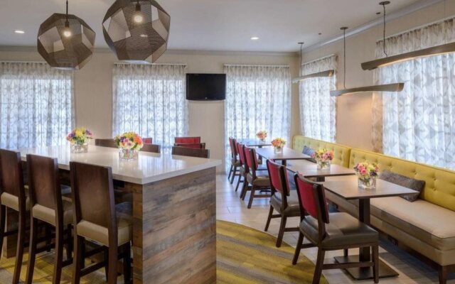 Fairfield Inn & Suites by Marriott St. Louis Chesterfield