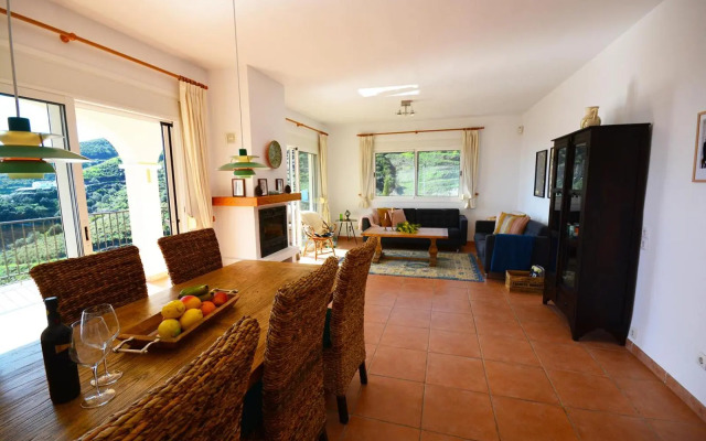 Casa Amarilla, Frigiliana