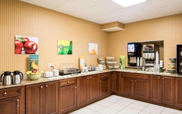 Country Inn & Suites by Radisson Rehoboth Beach - Dewey