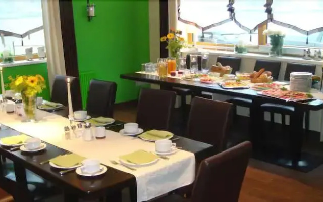 Luminous Service Apartments