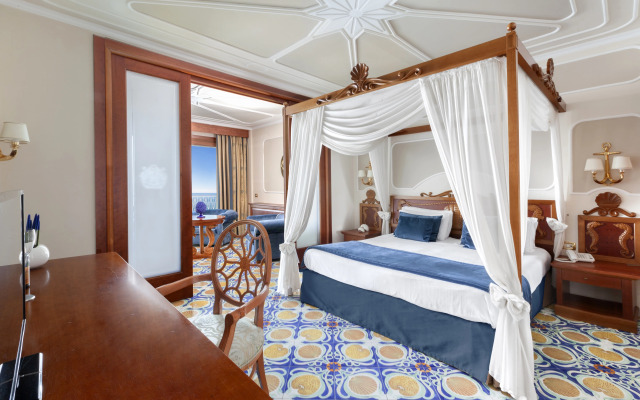 Alimuri Bay Resort