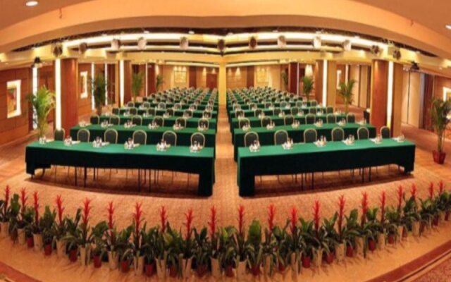 Jinling Danyang Hotel