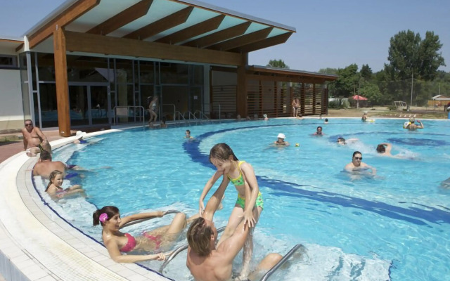 Barack Thermal Hotel and Spa