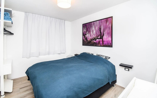 Apartment S48