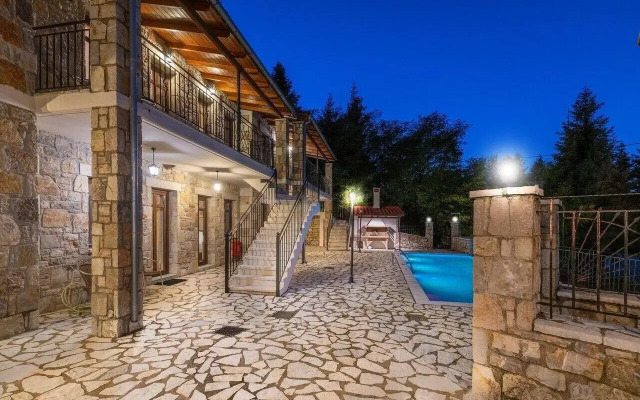 Oreades Suites