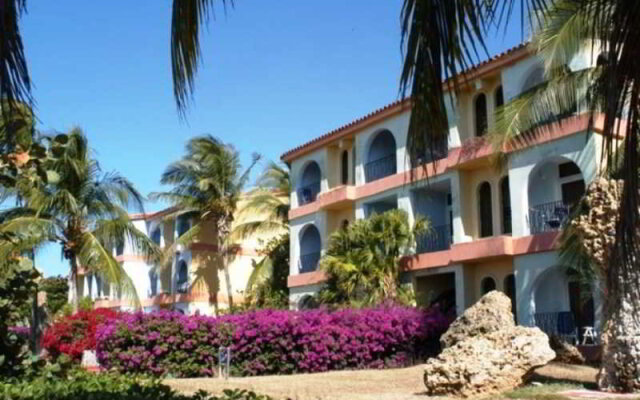 Club Amigo Ancon