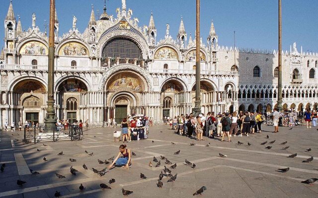 Hotel Papadopoli Venezia MGallery by Sofitel