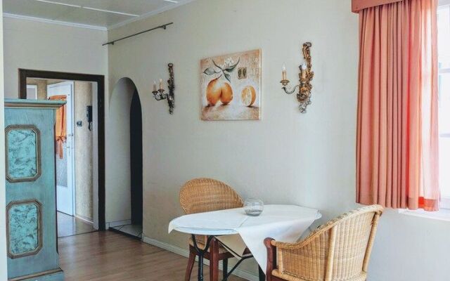Apartmenthaus am Rhein