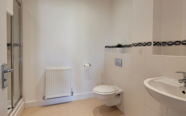 House of 4 Chimneys by Your Lettings UK