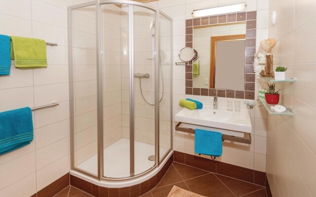 Beautiful Apartment in Rauris With 2 Bedrooms and Wifi
