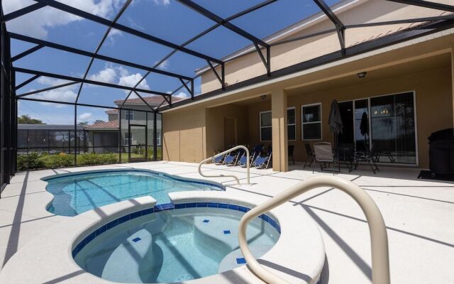 8032osc-solterra Resort