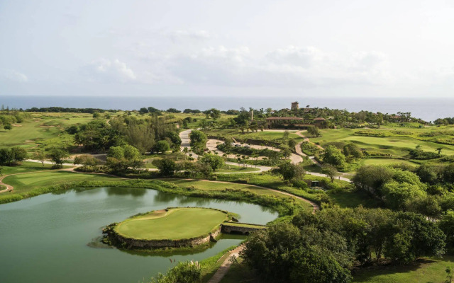 Royal Isabela