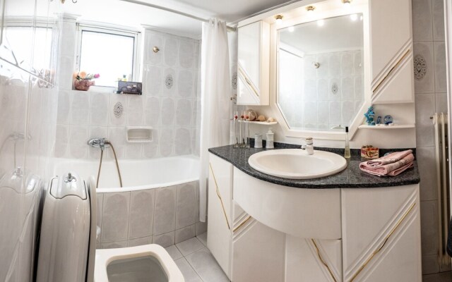 Apartment in Vyronas 3 Double Bedrooms