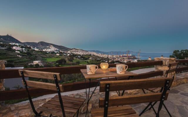 Avrofilito Syros Houses