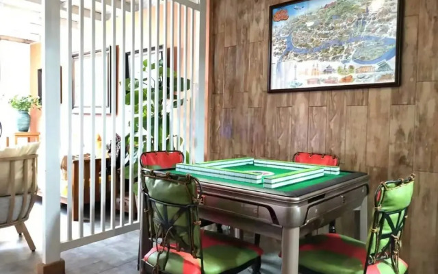 Guangzhou He She Art Apartment