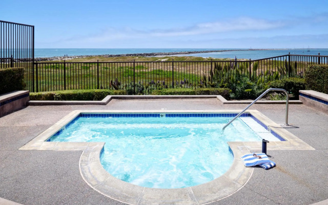 The Beach House Hotel Half Moon Bay