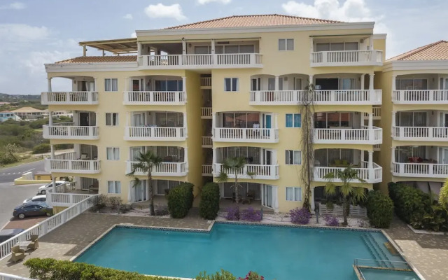 Blue Bay Apartments