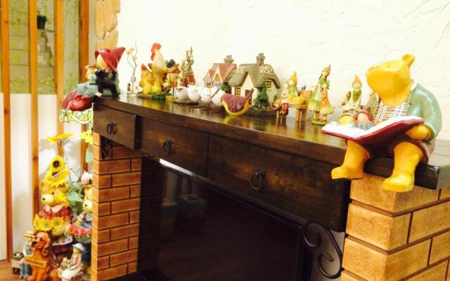 Traditional Arts Country Inn