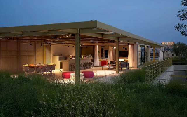 Moxy Athens City