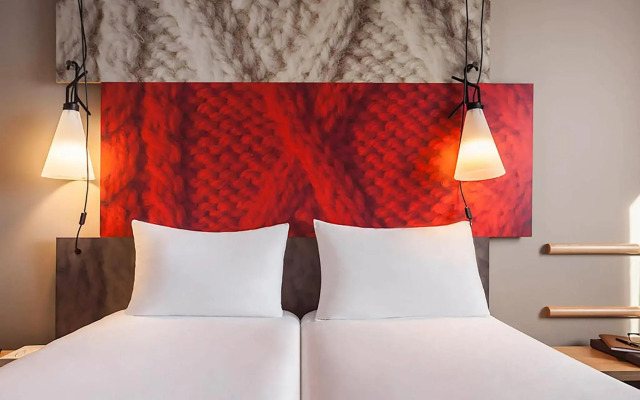 ibis Sens Hotel