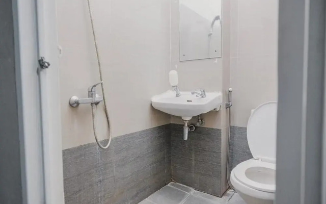 RedDoorz @ Jalan Hayam Wuruk Lampung 2