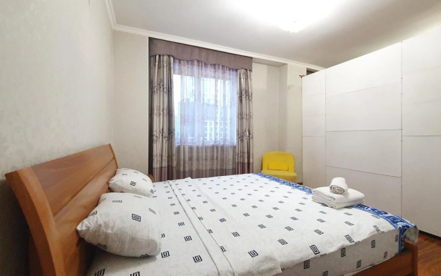 Lazurnyi apartment in the center of Nur-sultan