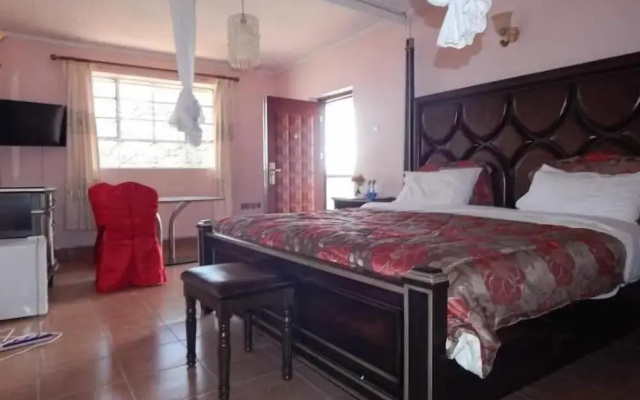 Esiram Hotel Narok
