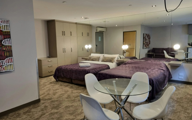 Melbourne ViVo – Guest Rooms – Melbourne