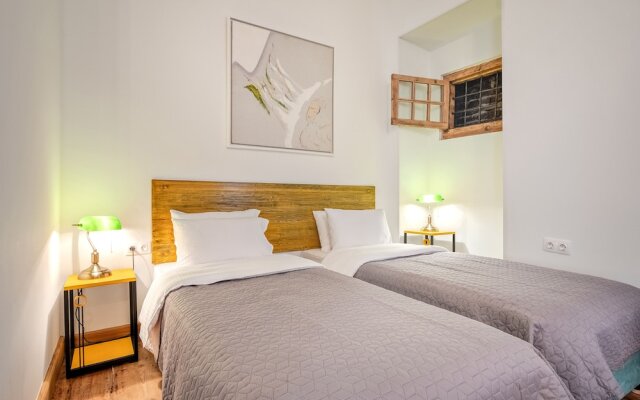 Memoir Hotel