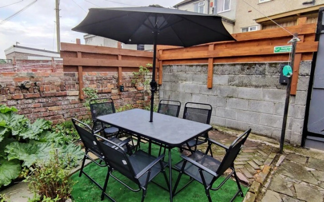 Rhubarb Terrace on the Coast - Sleeps 1-6