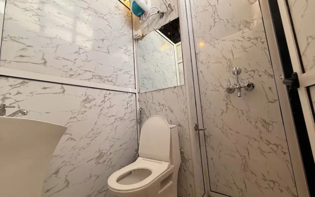 Hotel Vrajraj Palace