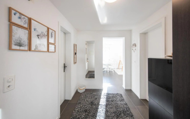 Agrimonia - möbilierte Ferienwohnung mit Balkon