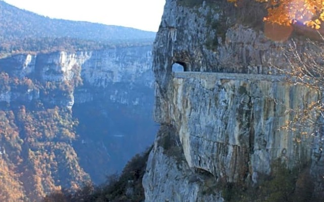 Valcaris: gites, chambre d'hotes et tables d'hotes