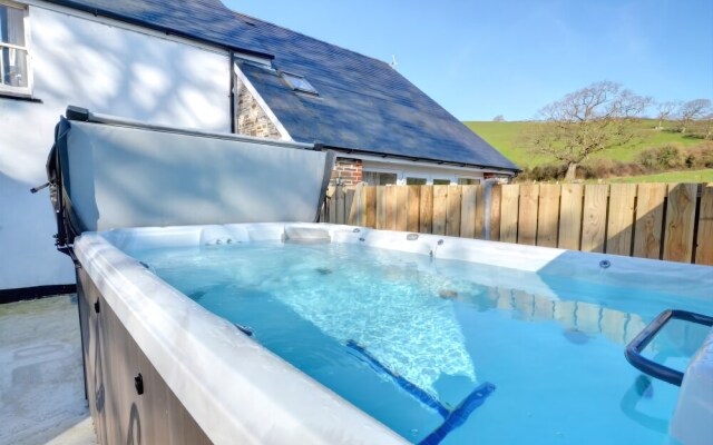 Pentre Farmhouse