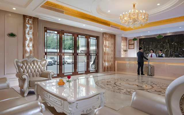 Vienna Hotel Chengdu Dufu Cottage the Jinsha Site – Lobby – Chengdu