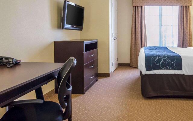 Comfort Suites