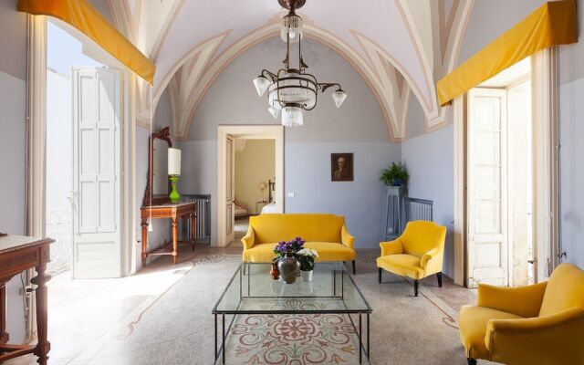 Palazzo Favola Dimora in town centre