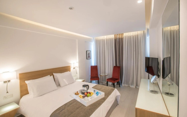 Kokkinos Boutique Hotel