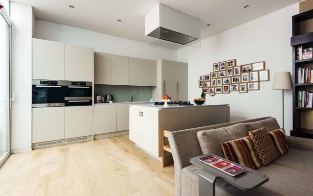 The Gloucester Mews Gem - RMA2