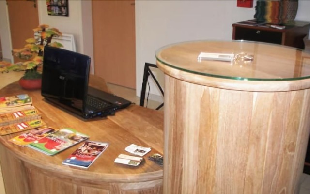 FASTHOTEL LE RALE DES GENETS - Un hôtel FH COLLECTION