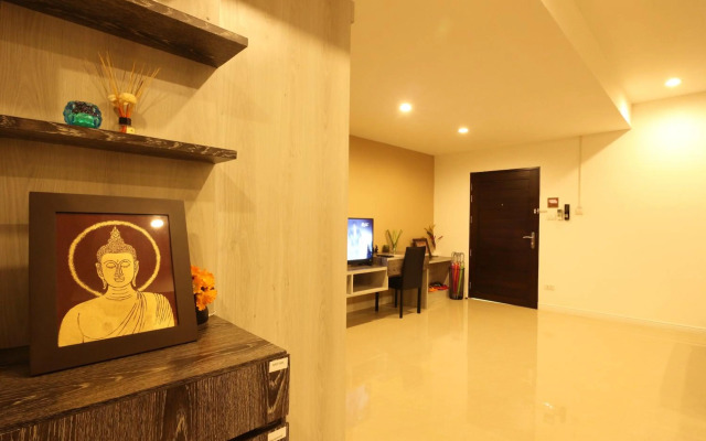 Serena Sathorn Suites