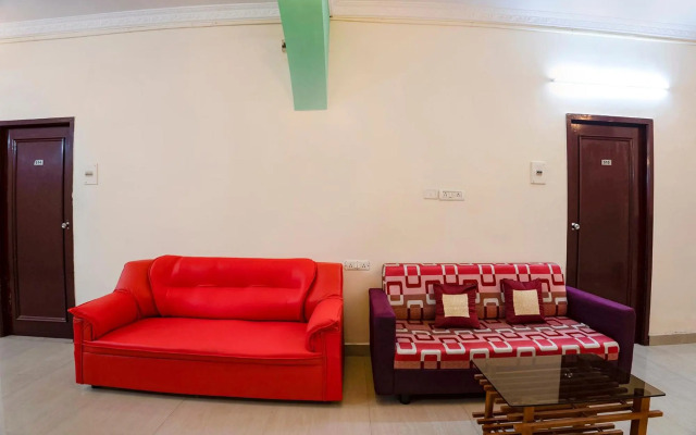 OYO 73610 Home Tree Service Apartment