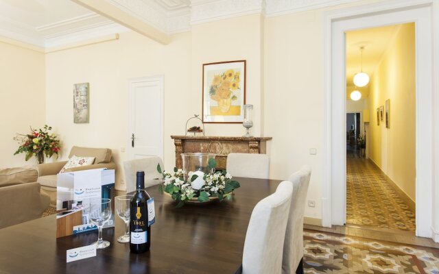 1402 - Elegant City Centre Apartment