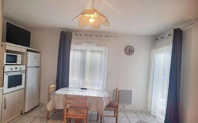 Appartement Lamalou-les-Bains, 1 pièce, 2 personnes - FR-1-451-95