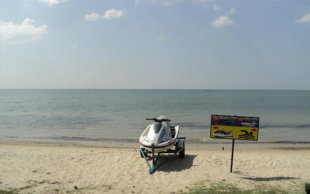 Charty Beach Resort