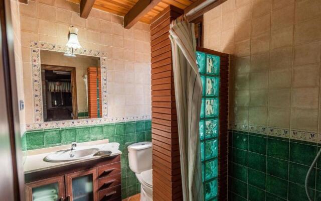 Casa Los Valles Alozaina by Ruralidays